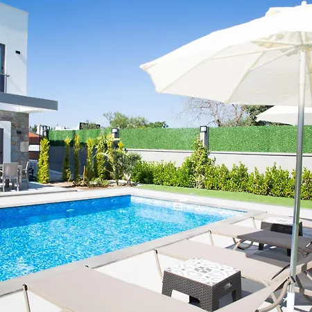 Bd4109 Two Bedroomedvilla Withpool Inbodrumyalikavak * Bodrum