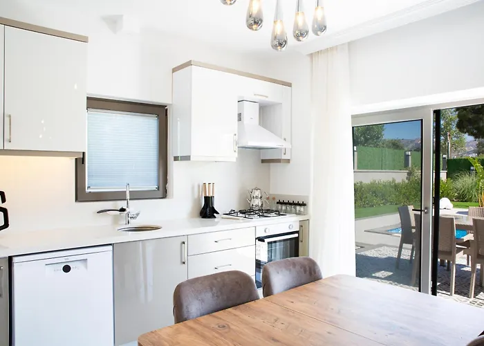 Bd4109 Two Bedroomedvilla Withpool Inbodrumyalikavak 빌라