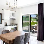 Bd4109 Two Bedroomedvilla Withpool Inbodrumyalikavak 博德鲁姆